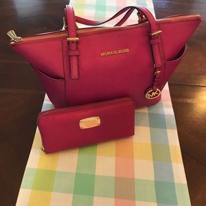 Michael Kors Charlotte TZ tote and wallet